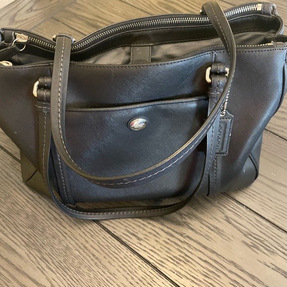 Coach Black Bag Grey Inside - Picture 10 of 14
